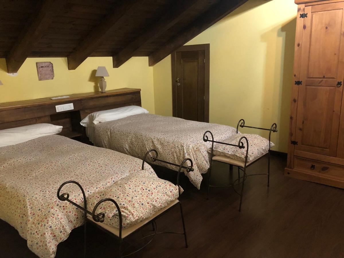 Casa Corral - Casas De Aldea Pensionat Monón Exteriör bild